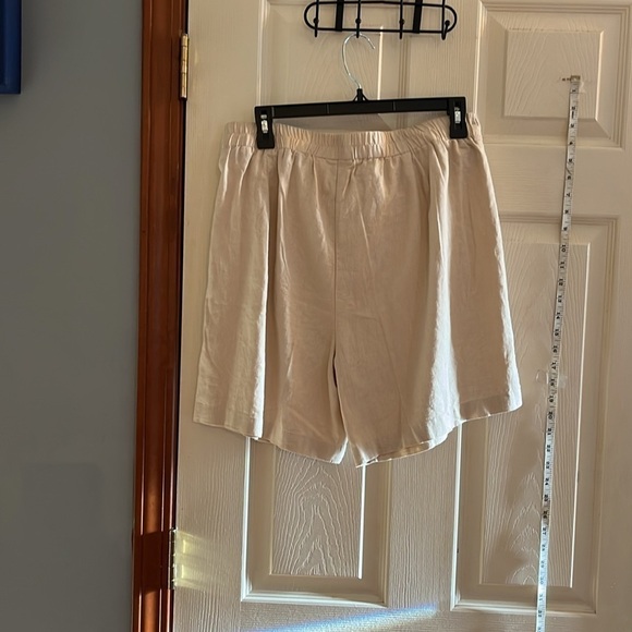 NWT-land’n sea-L-tan-tie front, high waist,washable, linen blend shorts - Picture 2 of 9